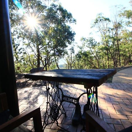 Down To Earth Farm Retreat Apartment Sarsfield Exterior foto