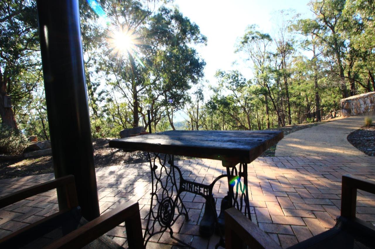 Down To Earth Farm Retreat Apartment Sarsfield Exterior foto