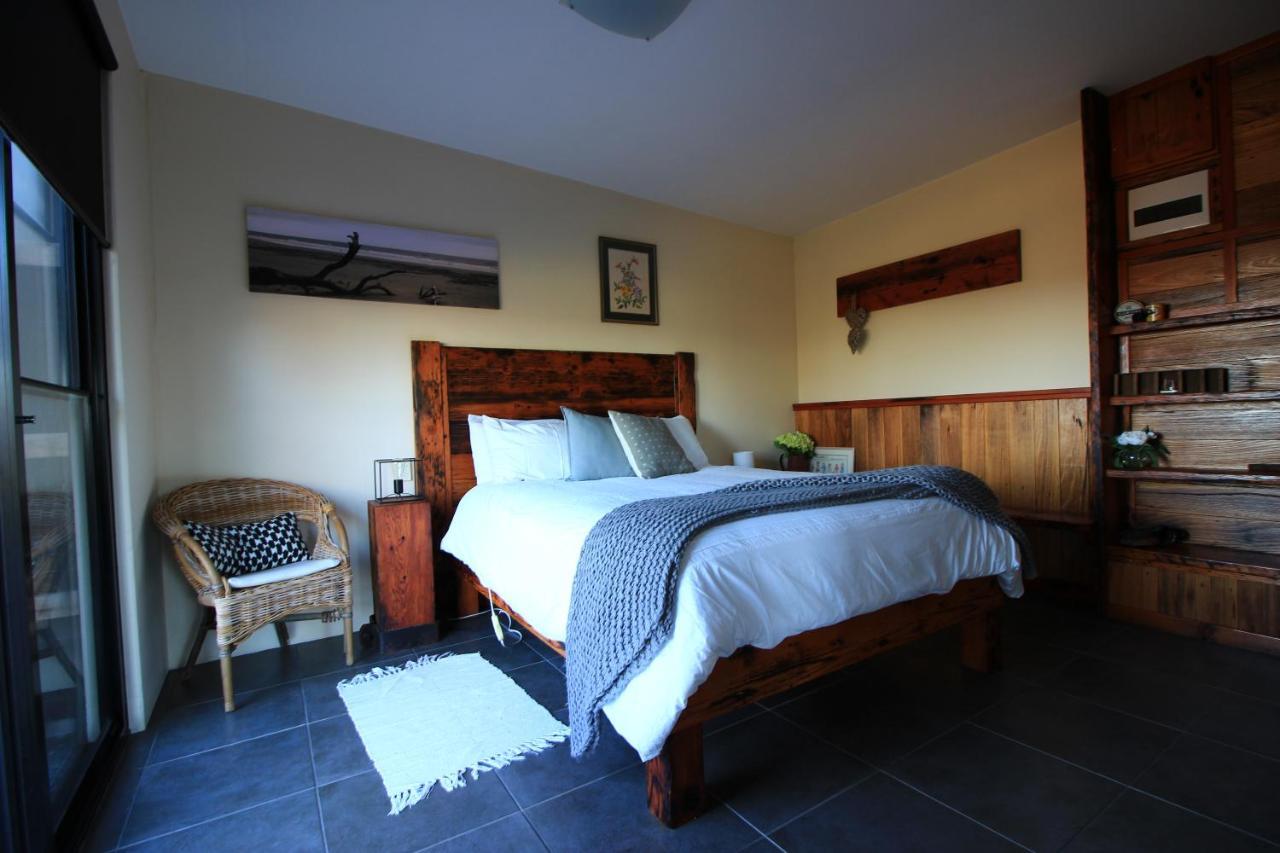 Down To Earth Farm Retreat Apartment Sarsfield Exterior foto
