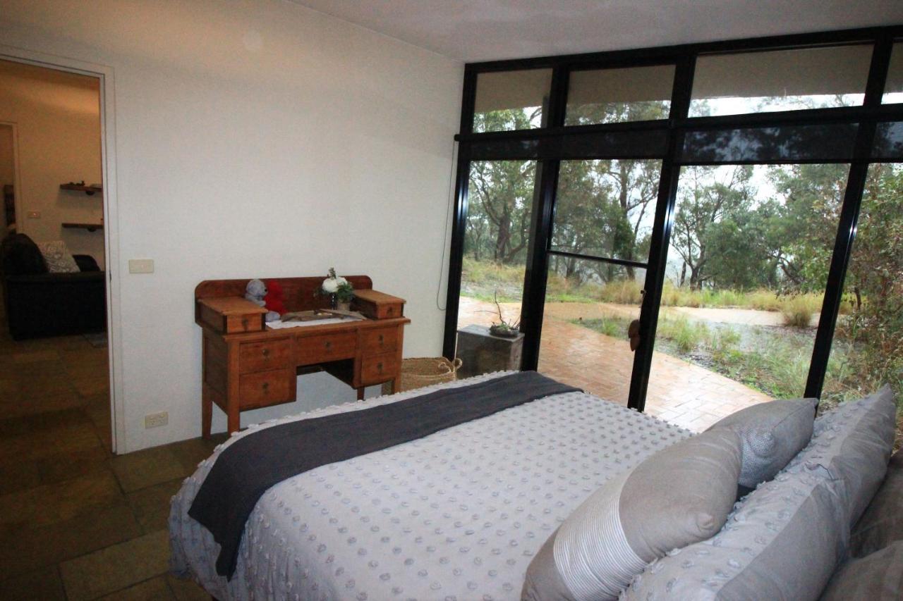Down To Earth Farm Retreat Apartment Sarsfield Exterior foto