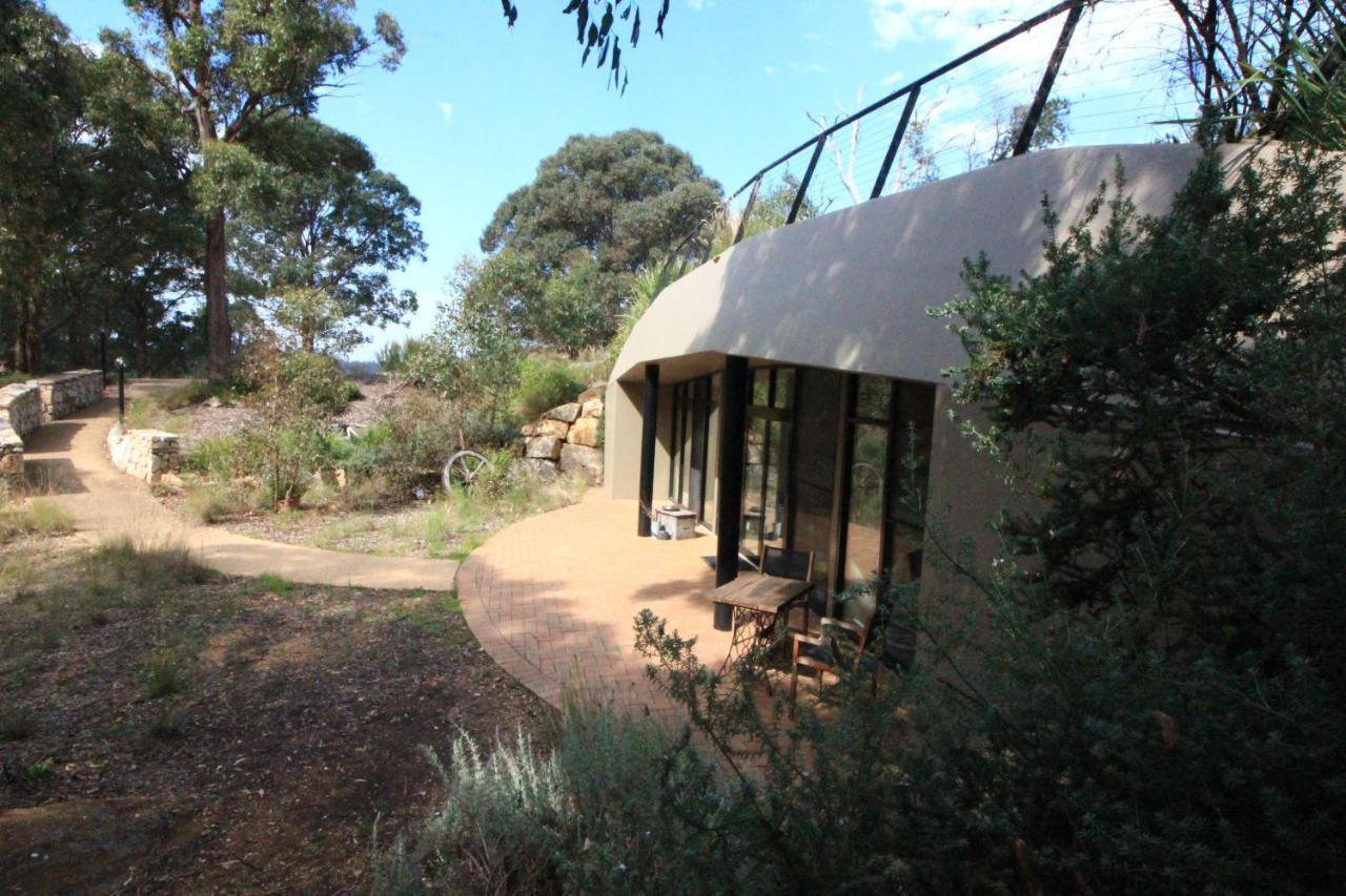 Down To Earth Farm Retreat Apartment Sarsfield Exterior foto